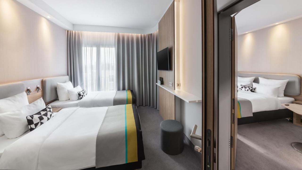 Holiday Inn Express Duesseldorf - Hauptbahnhof By Ihg Extérieur photo