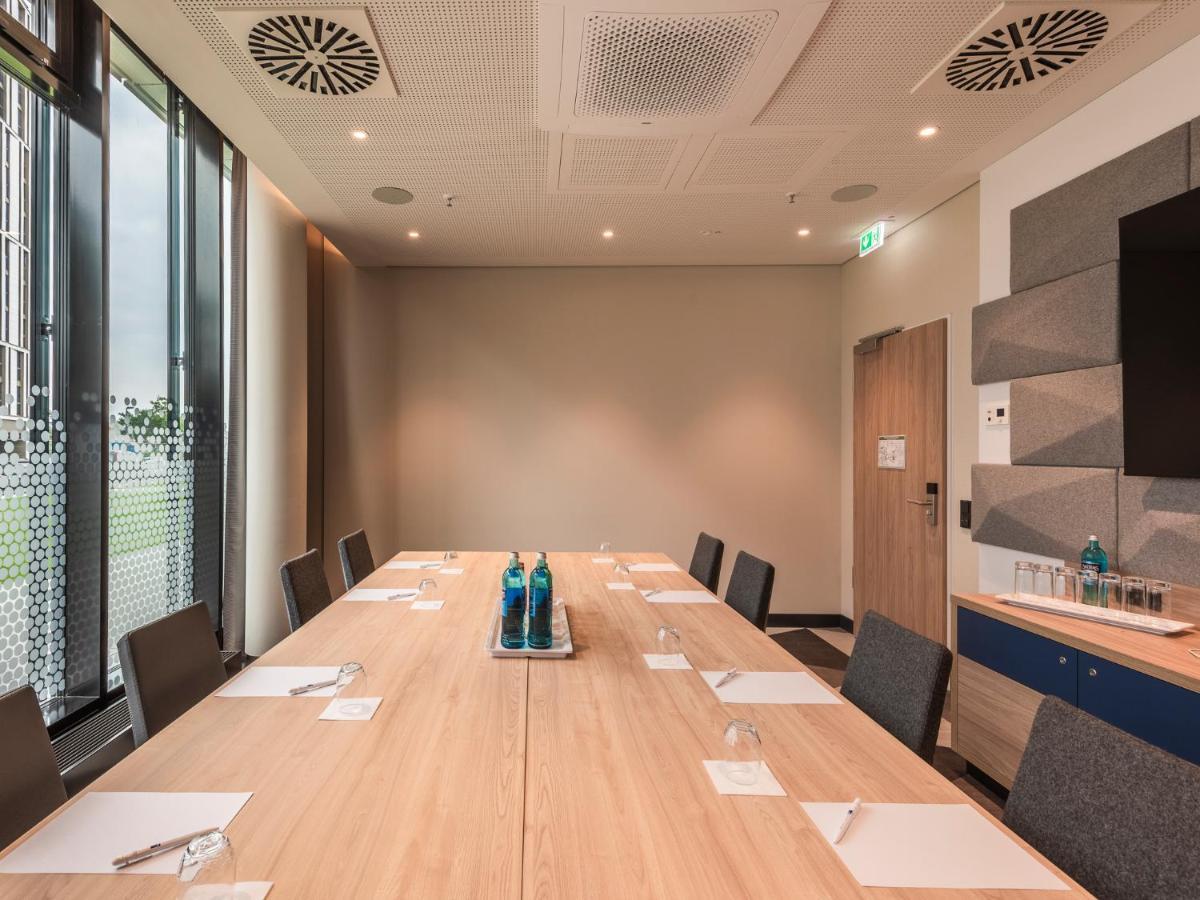 Holiday Inn Express Duesseldorf - Hauptbahnhof By Ihg Extérieur photo
