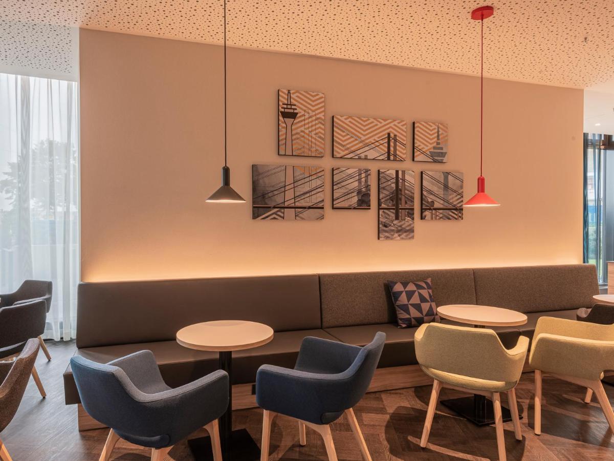 Holiday Inn Express Duesseldorf - Hauptbahnhof By Ihg Extérieur photo