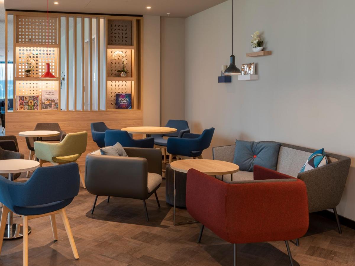 Holiday Inn Express Duesseldorf - Hauptbahnhof By Ihg Extérieur photo