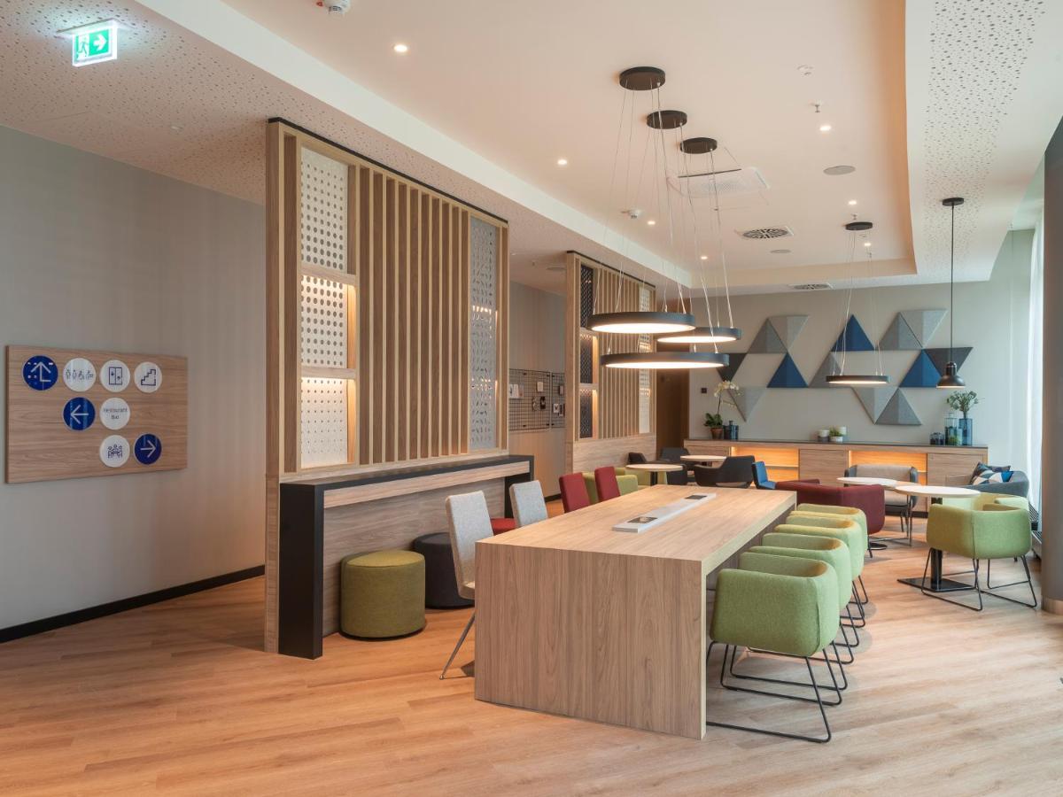 Holiday Inn Express Duesseldorf - Hauptbahnhof By Ihg Extérieur photo