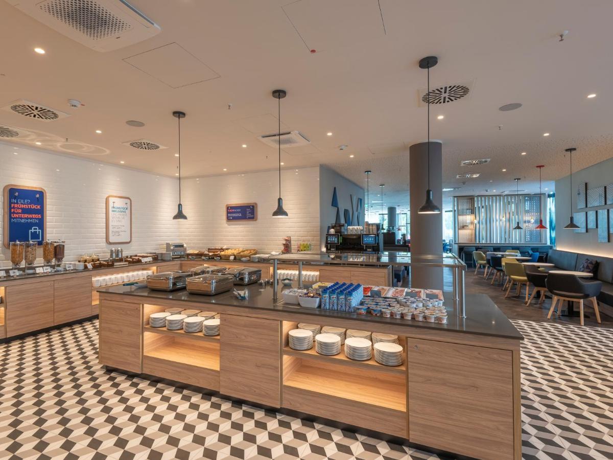 Holiday Inn Express Duesseldorf - Hauptbahnhof By Ihg Extérieur photo