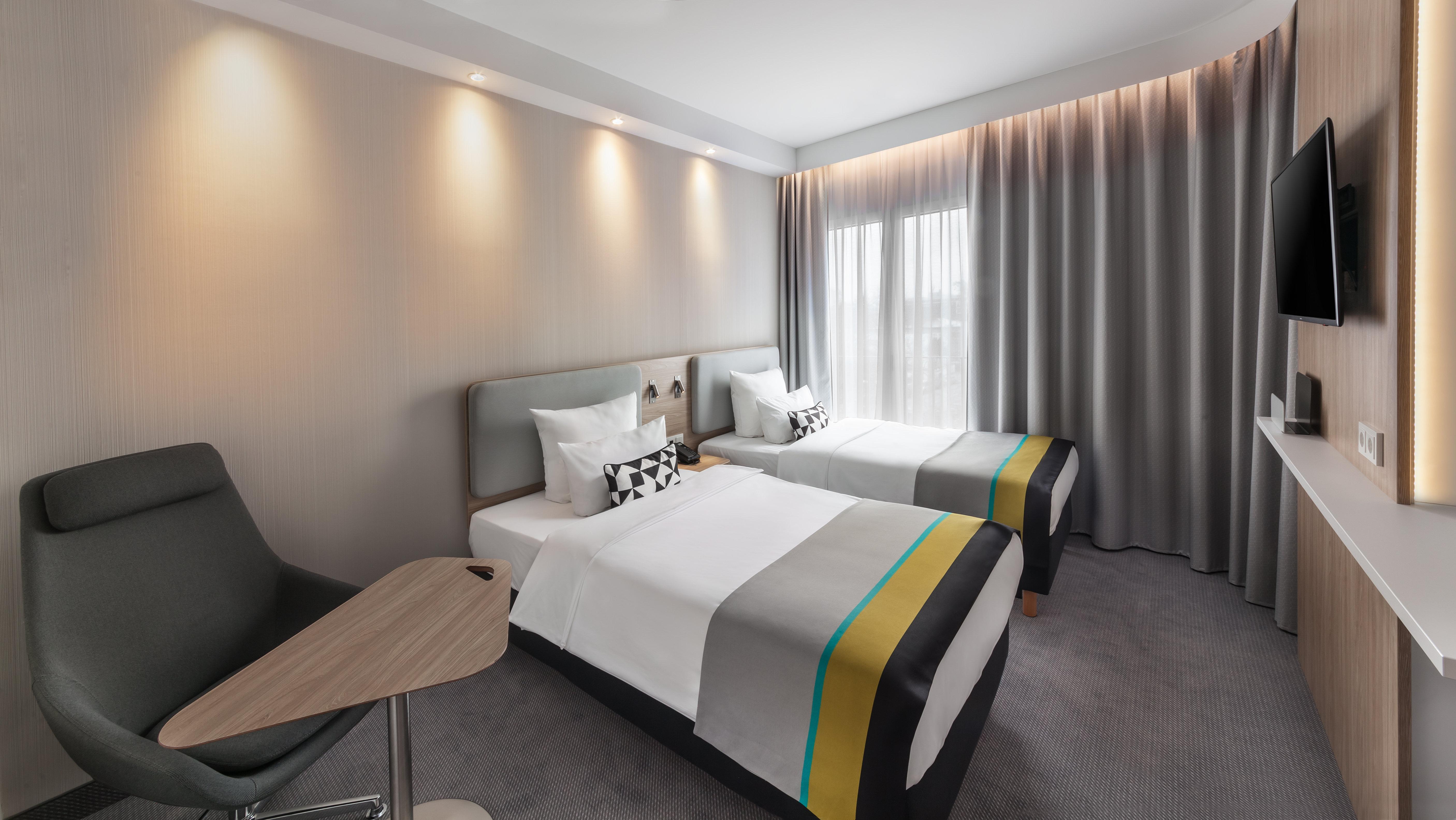 Holiday Inn Express Duesseldorf - Hauptbahnhof By Ihg Extérieur photo