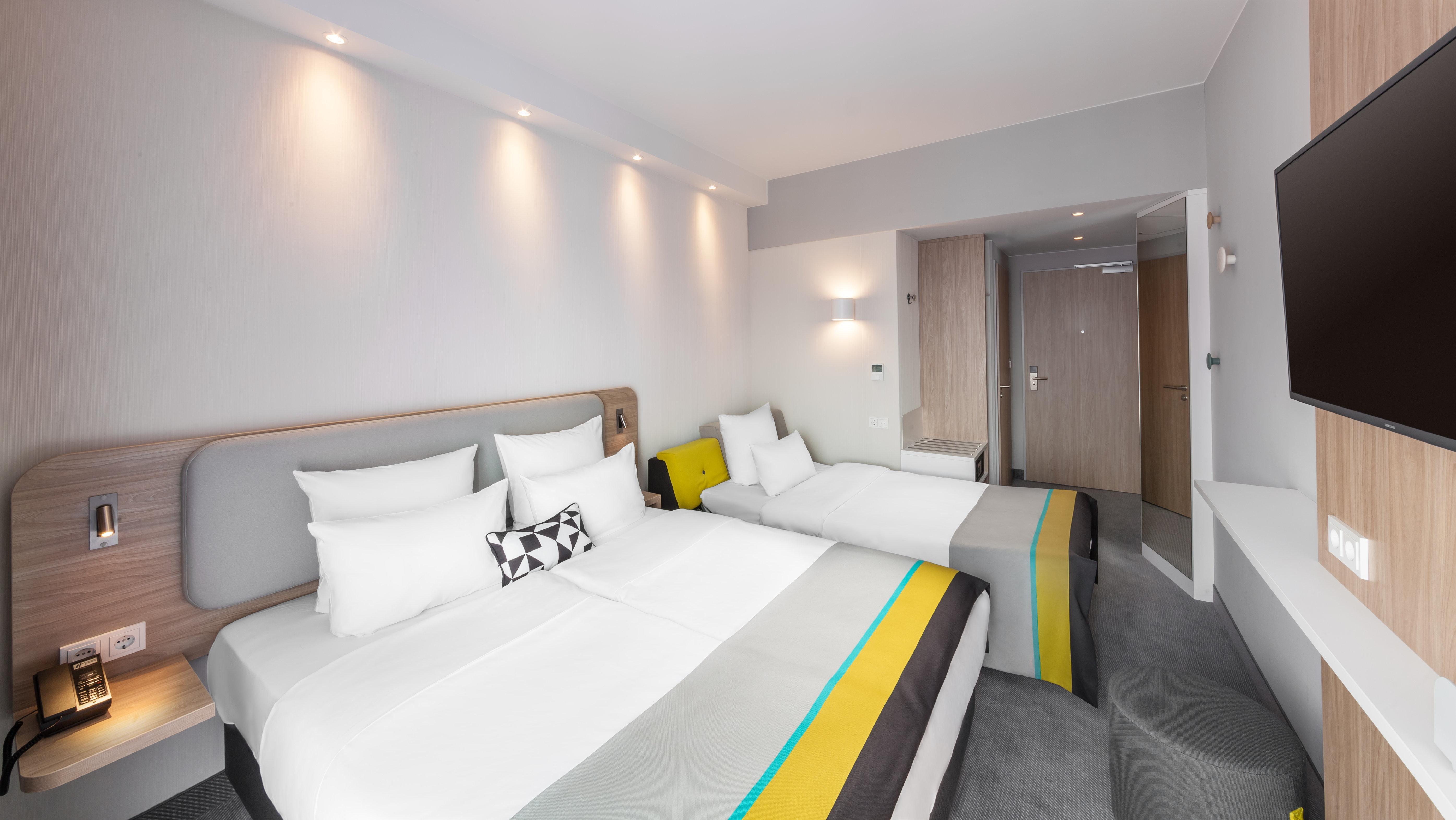 Holiday Inn Express Duesseldorf - Hauptbahnhof By Ihg Extérieur photo